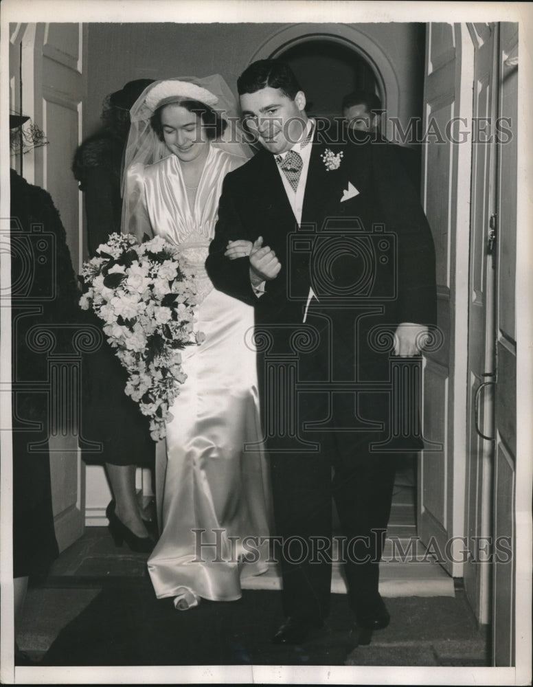 1938 Press Photo Jean McDougall Marries John Deasy At St David Church - Historic Images