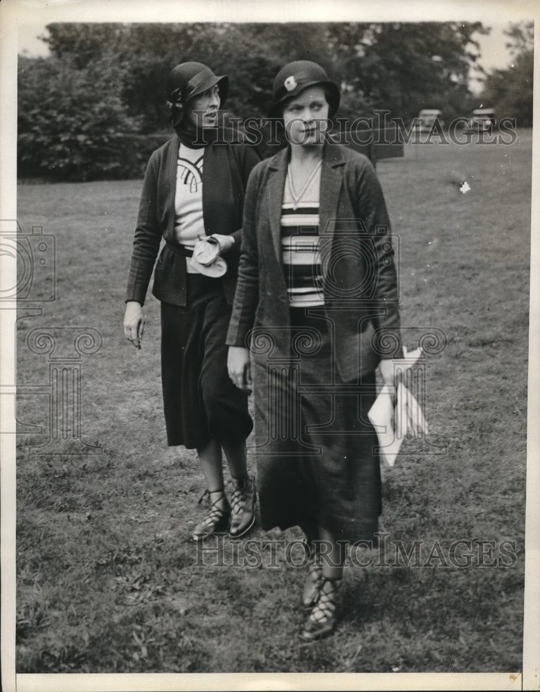 1931 Press Photo Mrs D.A. Lockhart &amp; daughter Dorothy at Piping Horse show, NY - Historic Images