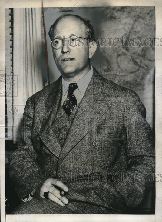 1938 Press Photo NYC, George Dietrich, asst VP of McKesson & Robbons - Historic Images