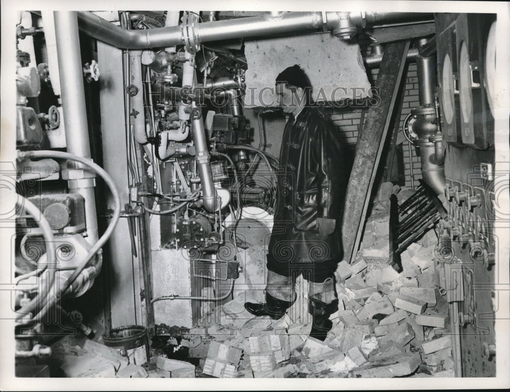 1952 Press Photo Boiler room explosion at Rocky River HS - neb61646 - Historic Images