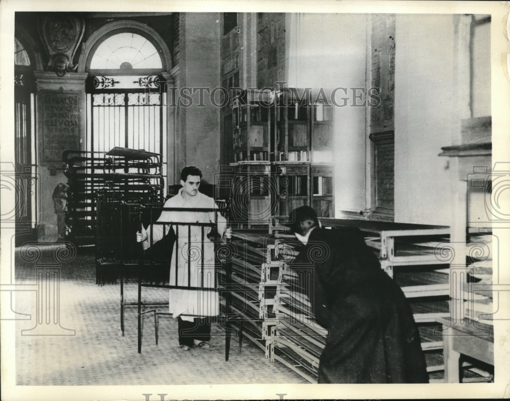 1939 Press Photo Vatican City, Rome preparations for Cardinals college-Historic Images