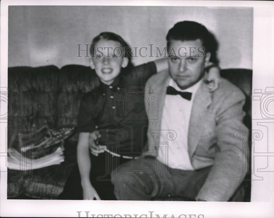 1962 Press Photo Robert Moran and Son Edward - neb61695-Historic Images