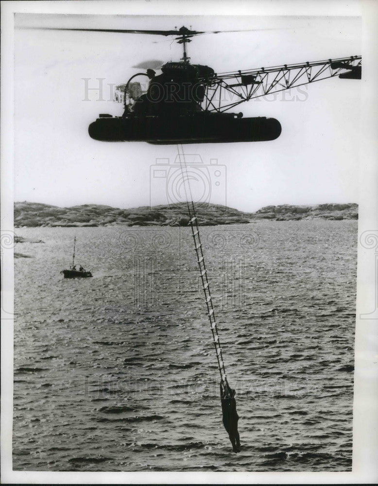 1956 Swimmers rescued by copter at Smoegen Sweden - Historic Images