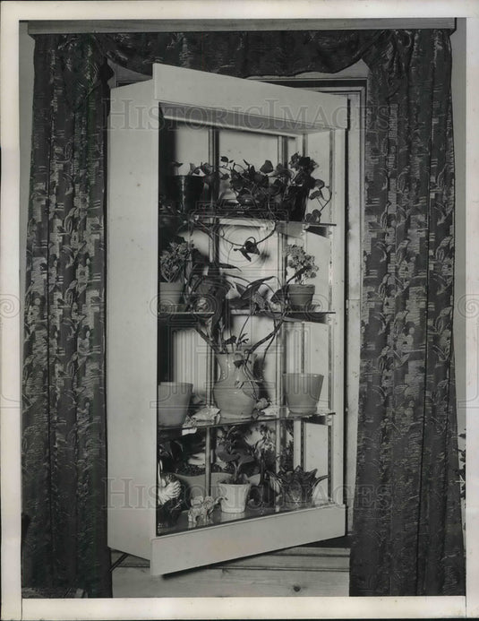 1941 Press Photo Window box to hold plants by Hanging Garden Company - neb62821-Historic Images