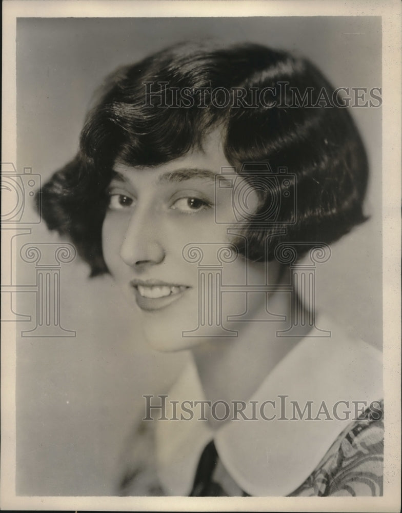 1929 Press Photo Madeleine Marshall Guest Pianist &quot;At The Baldwin&quot; NBC Program - Historic Images