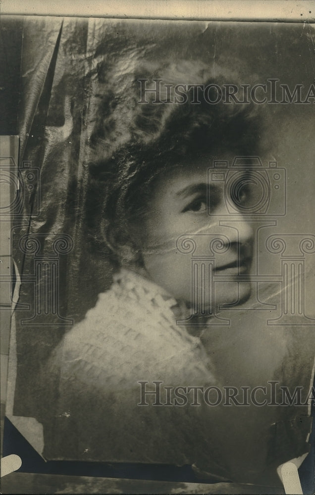 1921 Rev Mrs John L Brandt - Historic Images