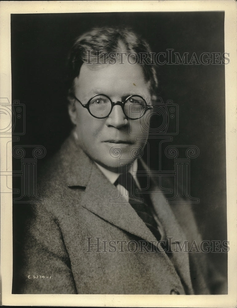 1931 Press Photo Owen Davis Writer for Paramount - Historic Images