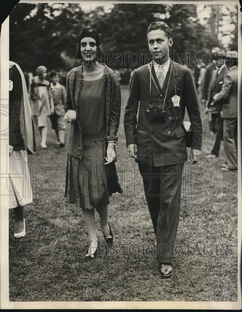 1929 Press Photo socialites Jane Foster &amp; Eugene Gettes at Belmont Park races - Historic Images