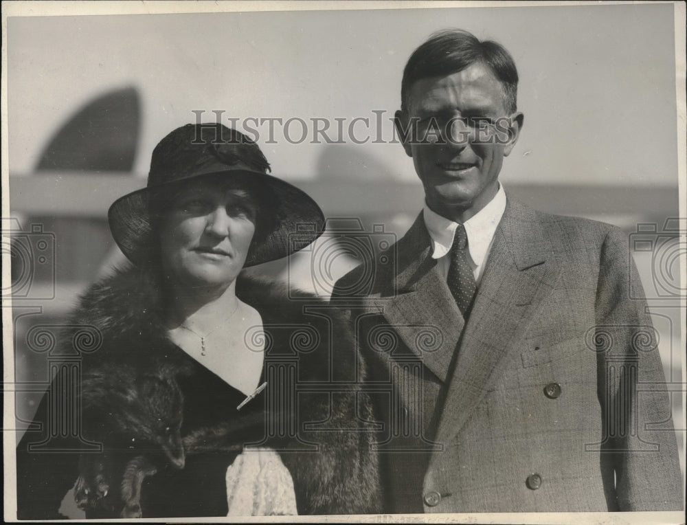 1929 Press Photo Mr &amp; Mrs Robert Moore returning to Los Angeles aboard the - Historic Images