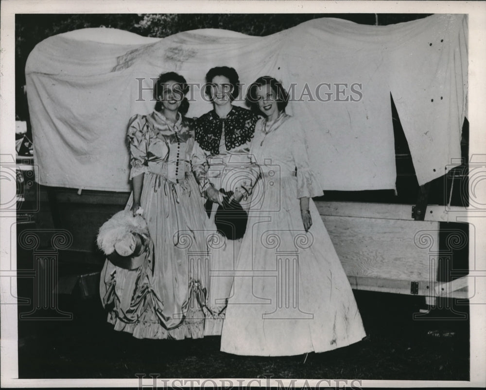 1947 Press Photo Nauvoo Illinois Ruth Lawson Shields Sons Of Utah Pioneer - Historic Images