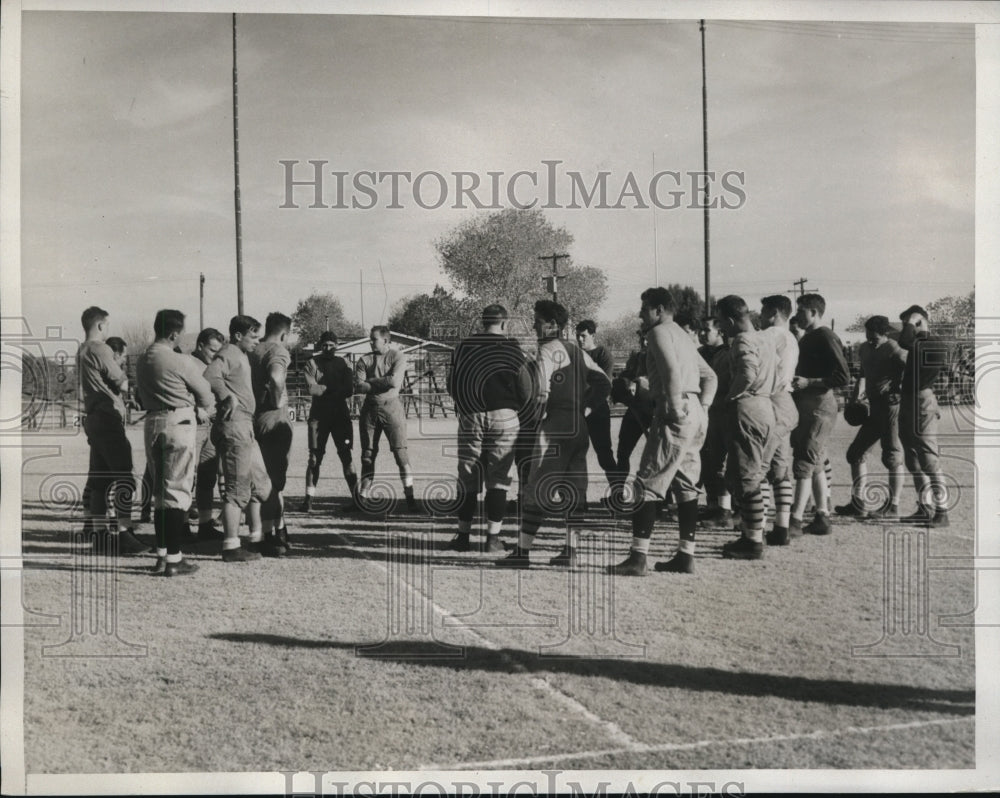 1933 Coach Lou Little Instructs Columbia University Football Team-Historic Images