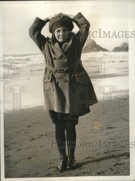 1926 Audrey Chevrier - Historic Images