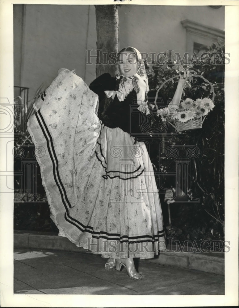 1938 Dancer Marisea Known As Sweethart Of Mexico-Historic Images