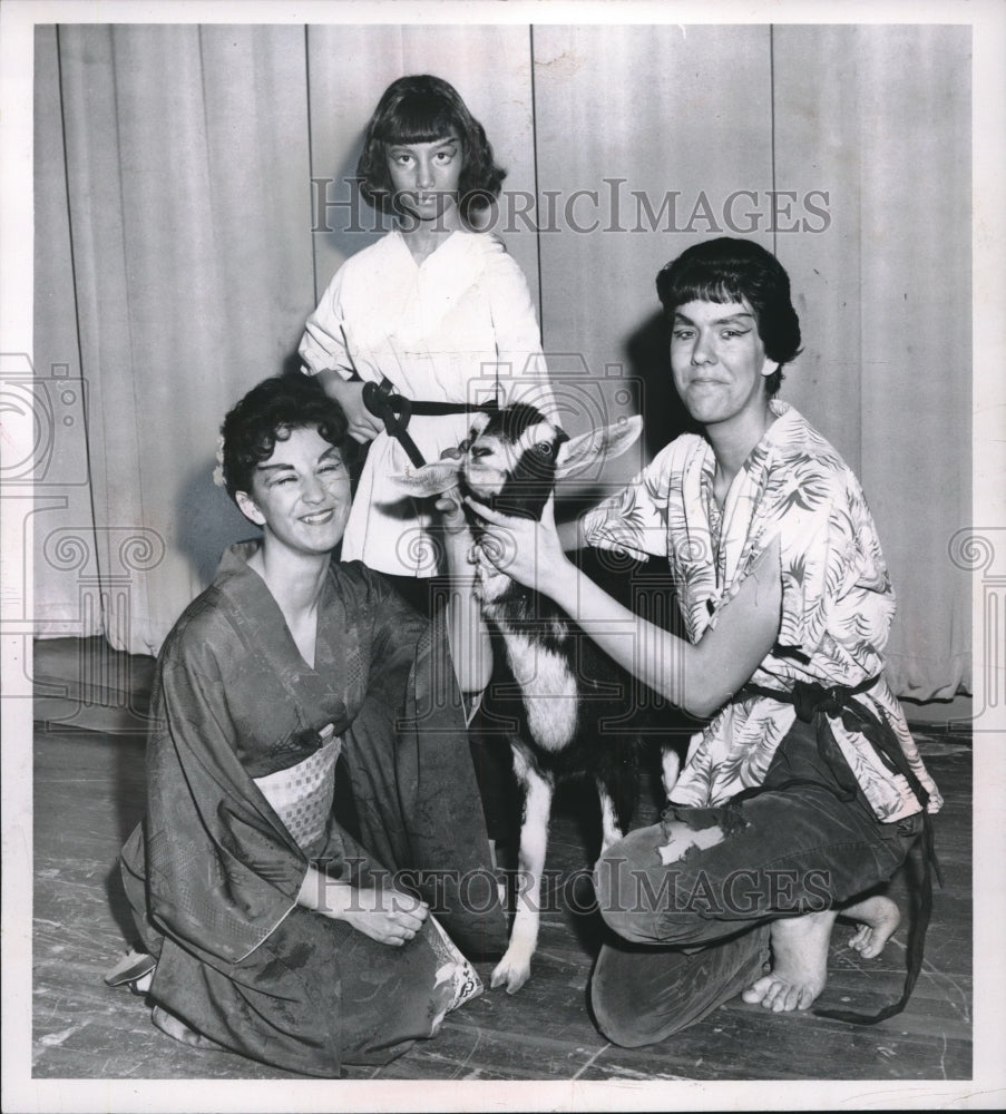 1960 Kaye Anderson, Susan Hulbert &amp; Lee Ann Sapish member of the - Historic Images