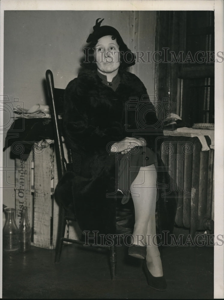 1939 Alice Austin, in jail at Harrisburg, Illinois for the murder of-Historic Images