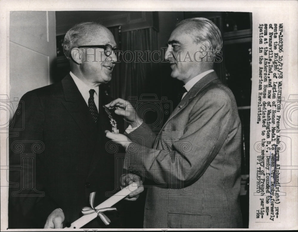 1958 Press Photo French Ambassador Herve Alphand, presents the Knight of Legion - Historic Images