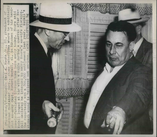 1949 Press Photo Carl A Moore president Alumiinum Container Corp in Chicago - Historic Images