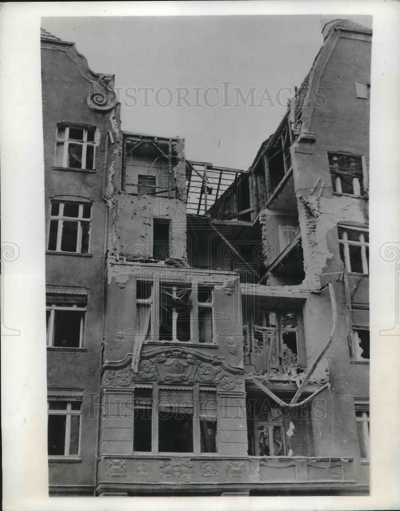 1942 Bomb hit on Meineke Strasse in Berlin  - Historic Images