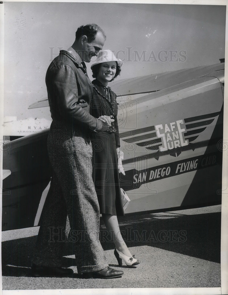 1940 Fred B. Young Miss Ruth Quiggins Pilots first Passenger - Historic Images