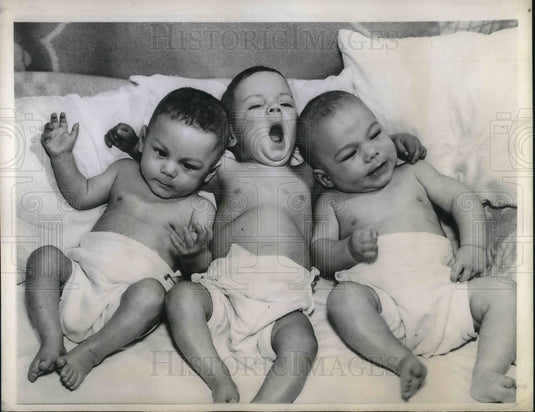 1944 Triplets born to Mr & Mrs Mario Vilano Ronald Robert & Richard - Historic Images