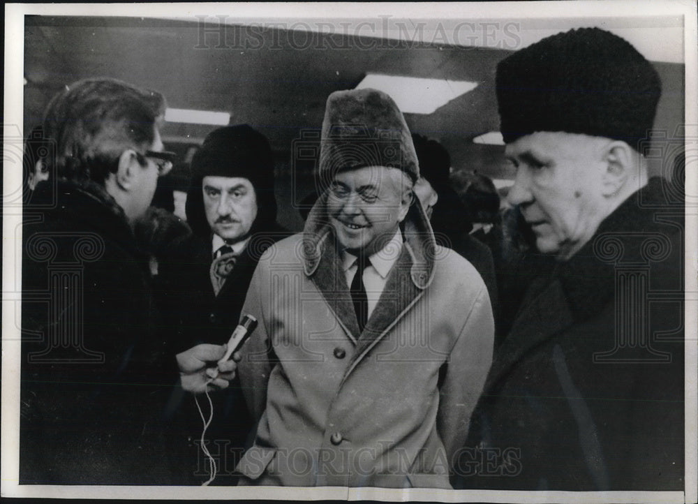 1968 British Prime Minister Harold Wilson & Soviet Alexi Kosygin - Historic Images