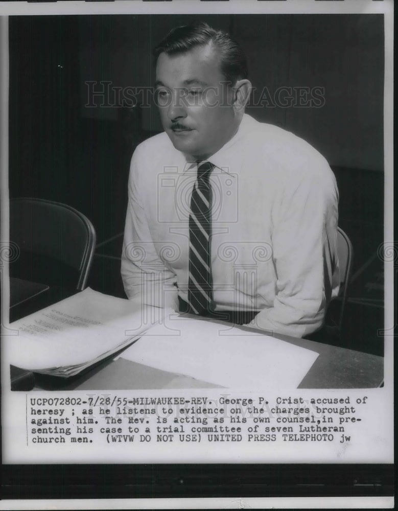 1959 Press Photo Rev.George P.Crist accused of Heresy listen to evidence - Historic Images