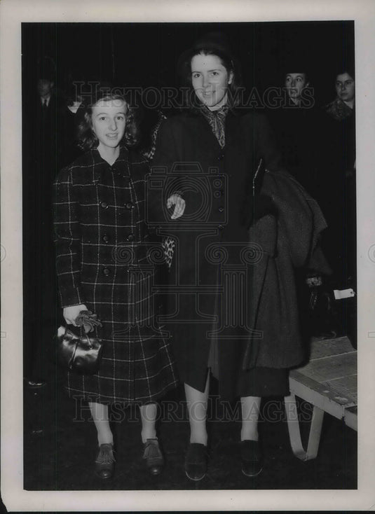 1938 Press Photo Anna Bullitt daughter of US Ambassador to France & B Davenport-Historic Images