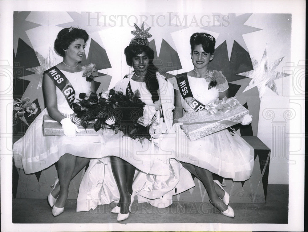 1962 Press Photo Miss Malaya Elizabeth John named Queen of the Fair - neb67881 - Historic Images