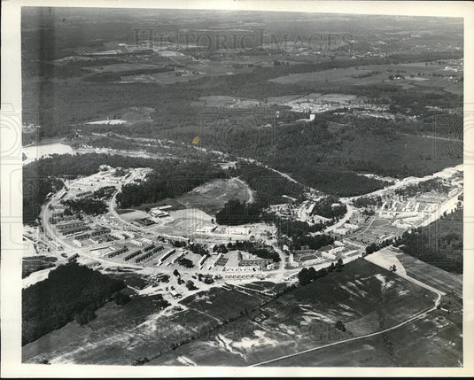1937 Aerial view of business & housing area of Berwind Maryland-Historic Images