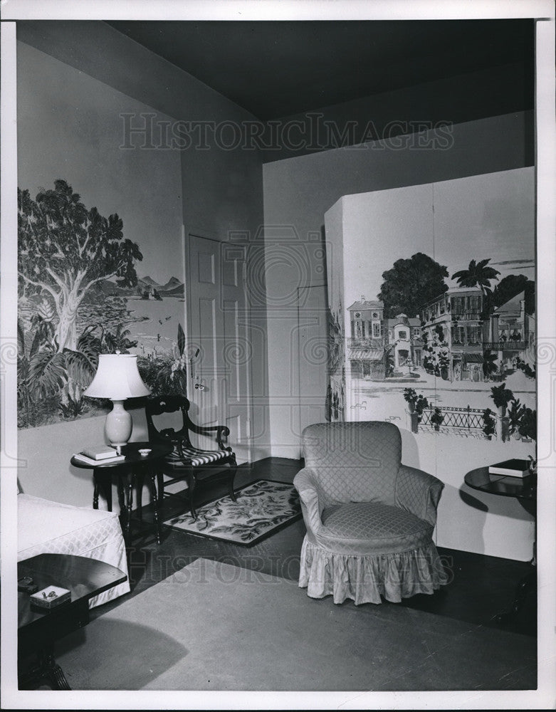 Press Photo Entrance to apartment - neb68953 - Historic Images