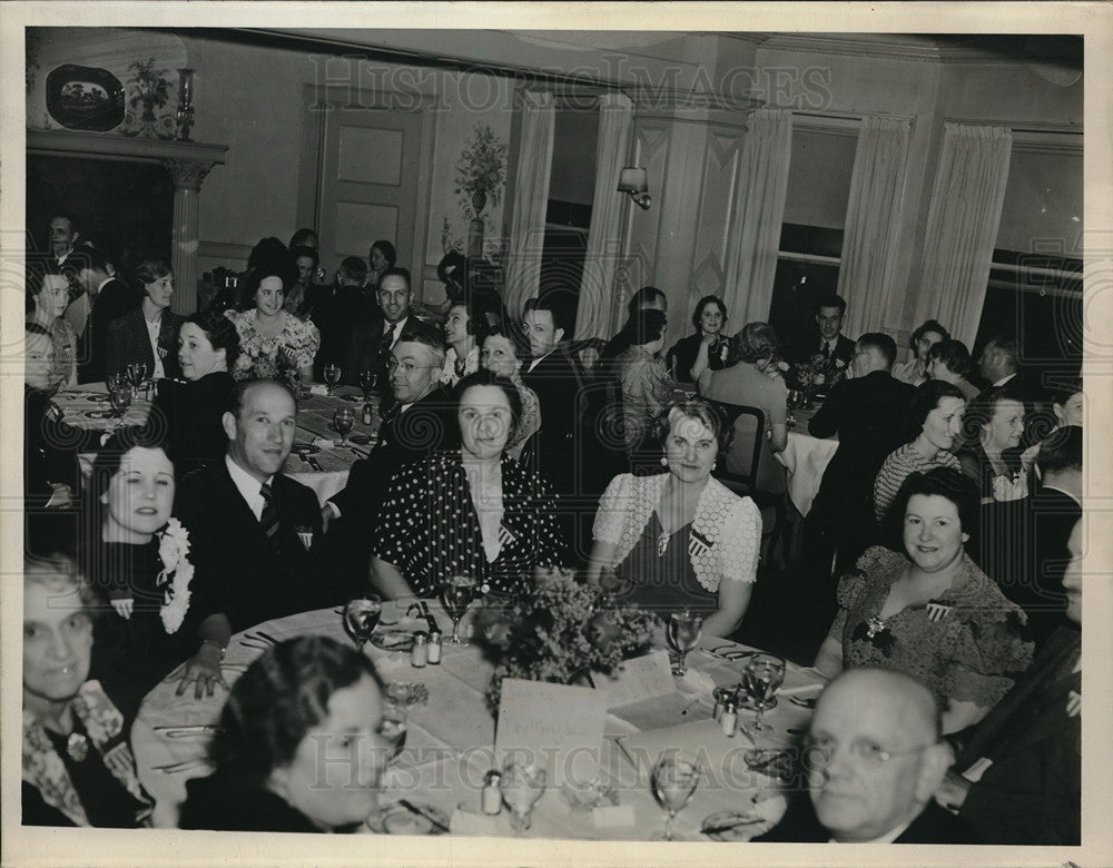 1940 Press Photo Horace Mann P.T.A. Members Dinner - neb69410 - Historic Images