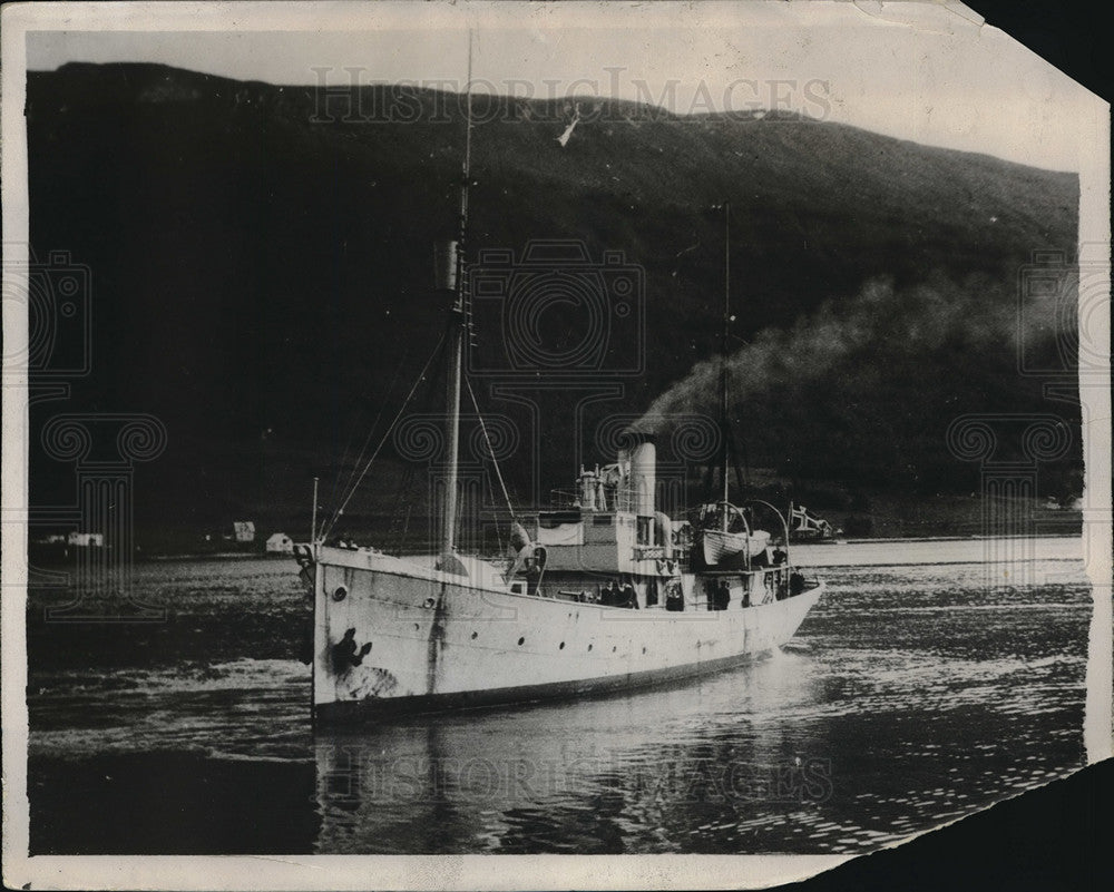 1930 Press Photo Michael Sars Steamer arrived in Tromsoe after meeting Bratvaag-Historic Images