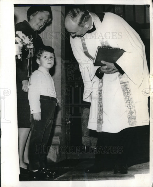 1966 Press Photo Very Rev. Edwin Owen Talk to Young Viscount Linley - neb69816 - Historic Images