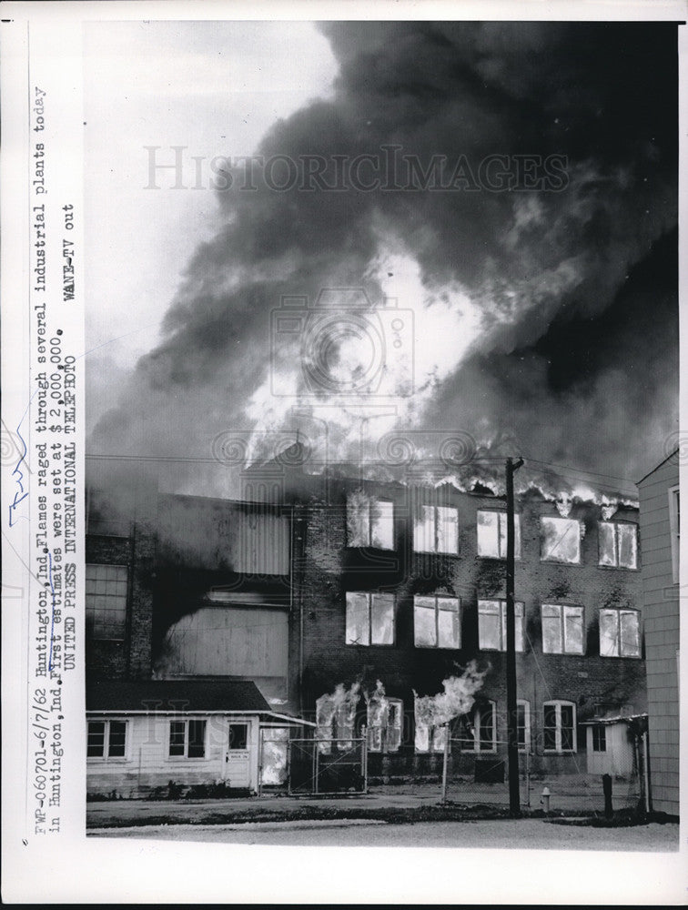 1962 Press Photo Industrial Plants Sustain $2 Million in Damage After Fire - Historic Images