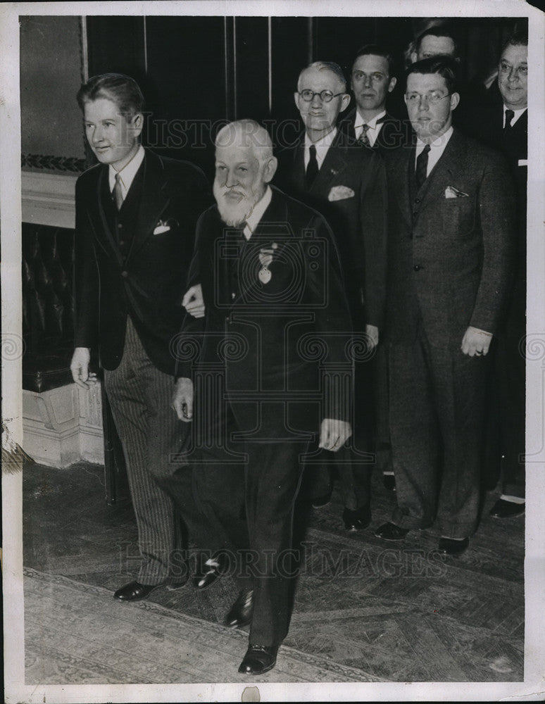 1935 Press Photo Philip La Follette Inaugurated Governor of Wisconsin - Historic Images