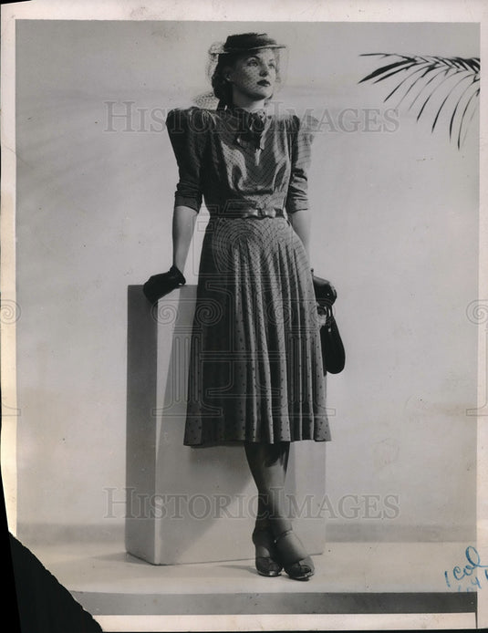 1939 Press Photo Anna Duke Designed this Tailored Polka Dot Spring Frock - Historic Images