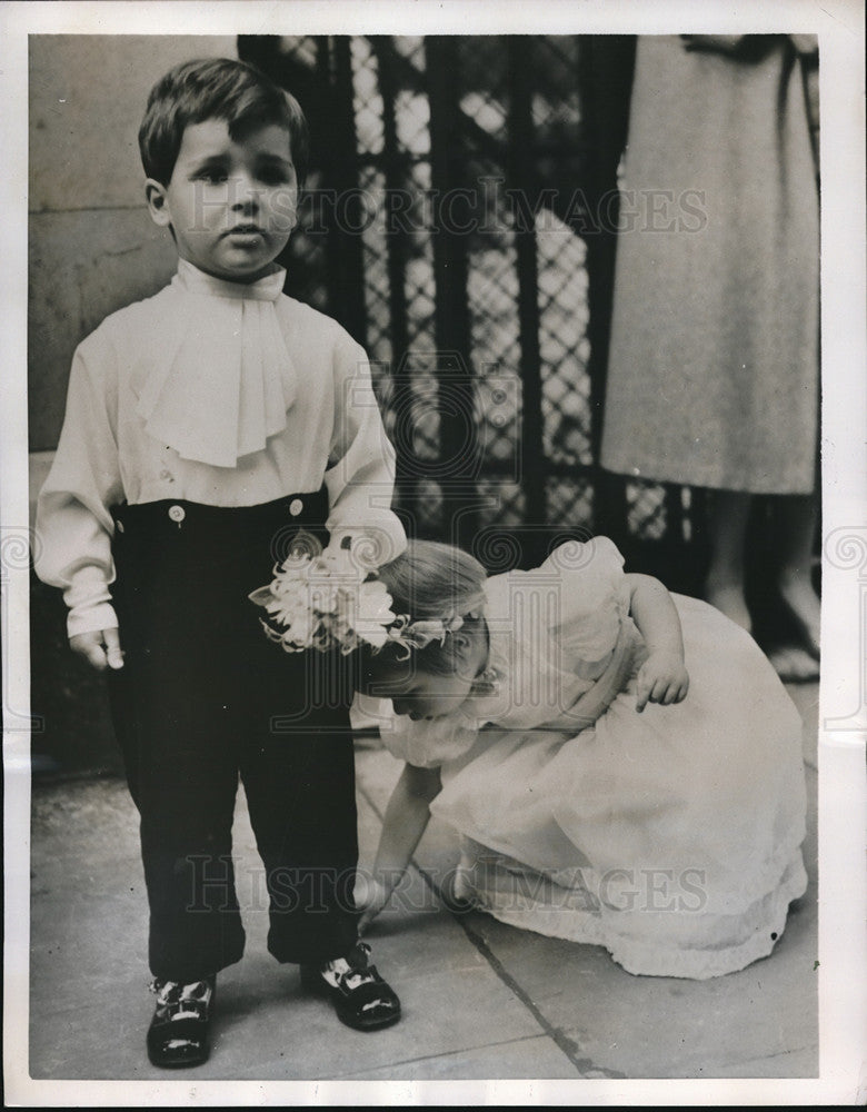 1951 Press Photo Richard &amp; Phillipa Lednard at wedding of JP Roffey - Historic Images