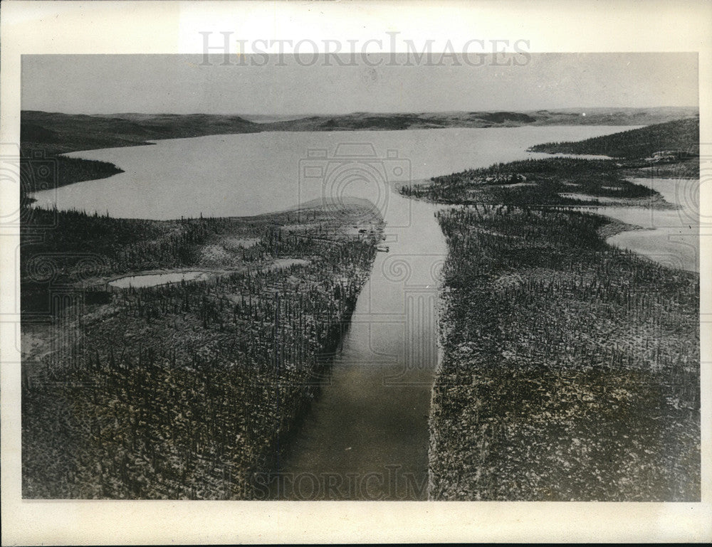 1931 Dominion Experimental Camp at Hunter Bay in NW territories - Historic Images