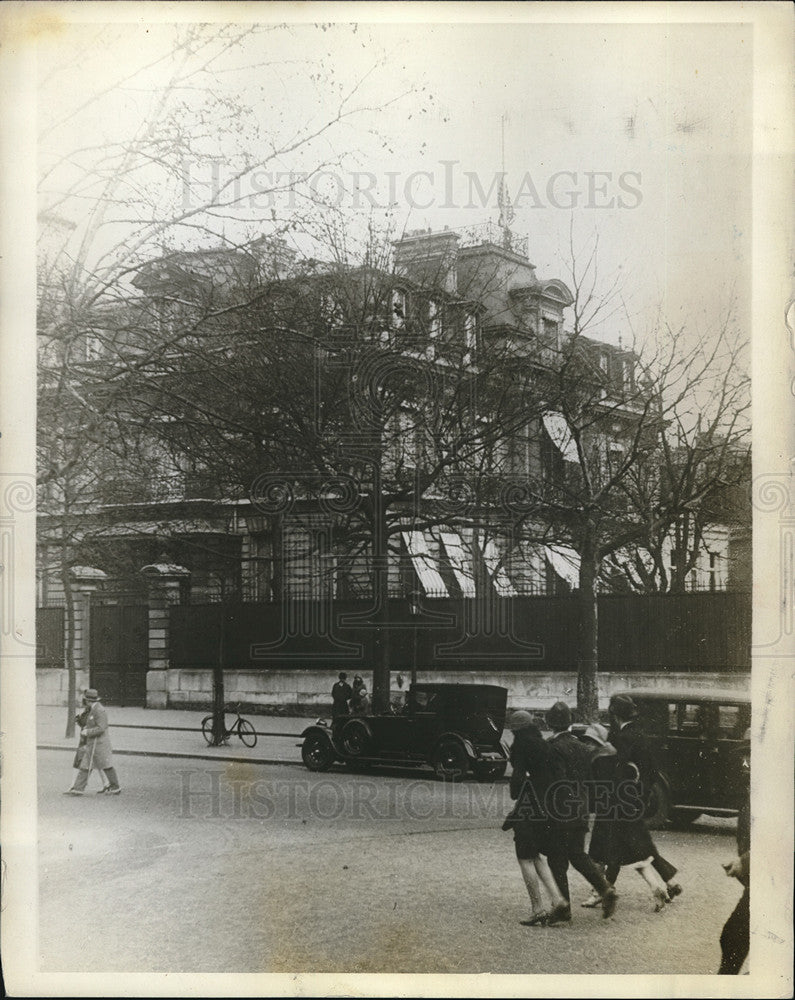 1929 Embassy Flag Lowered in Paris for Myron Herrick's Death - Historic Images