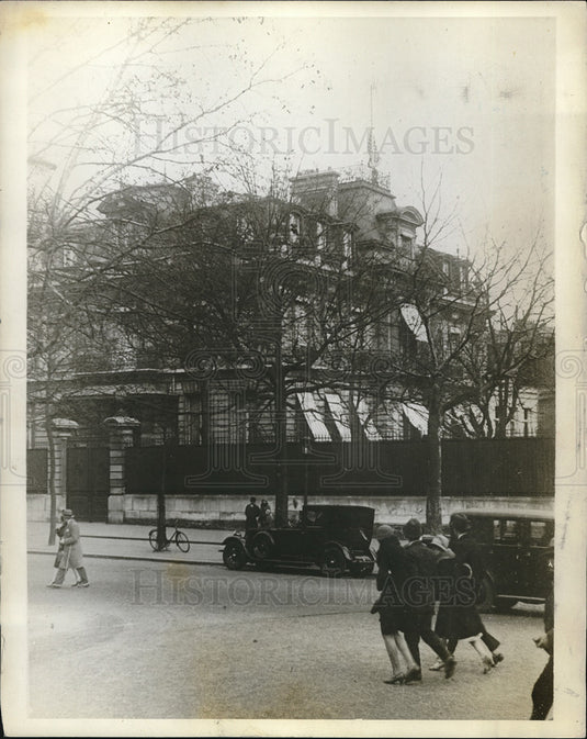 1929 Embassy Flag Lowered in Paris for Myron Herrick's Death - Historic Images