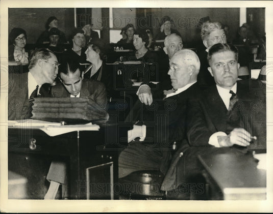1933 Press Photo Judge Samuel Seabury Sitting in Assembly Chamber - Historic Images