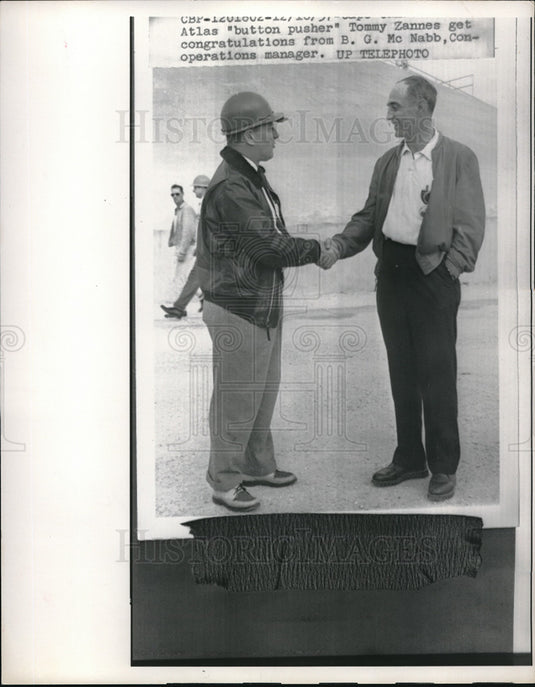 1957 Press Photo Tommy Zannes & BG McNabb at a construction site - Historic Images