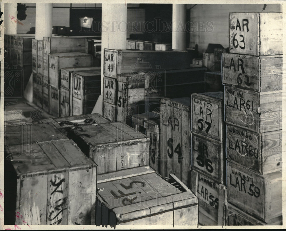 Press Photo crates of foreign documents in Hoover War Library - Historic Images