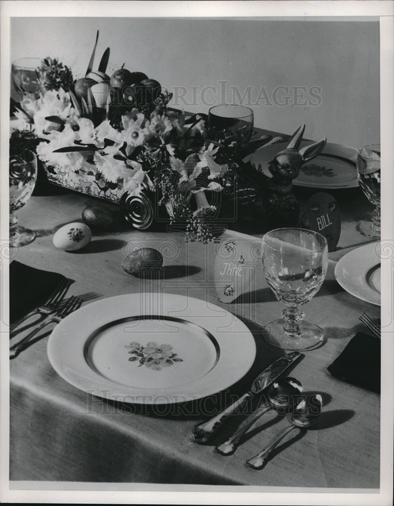 1930 Press Photo View Of Table Set For Easter - Historic Images