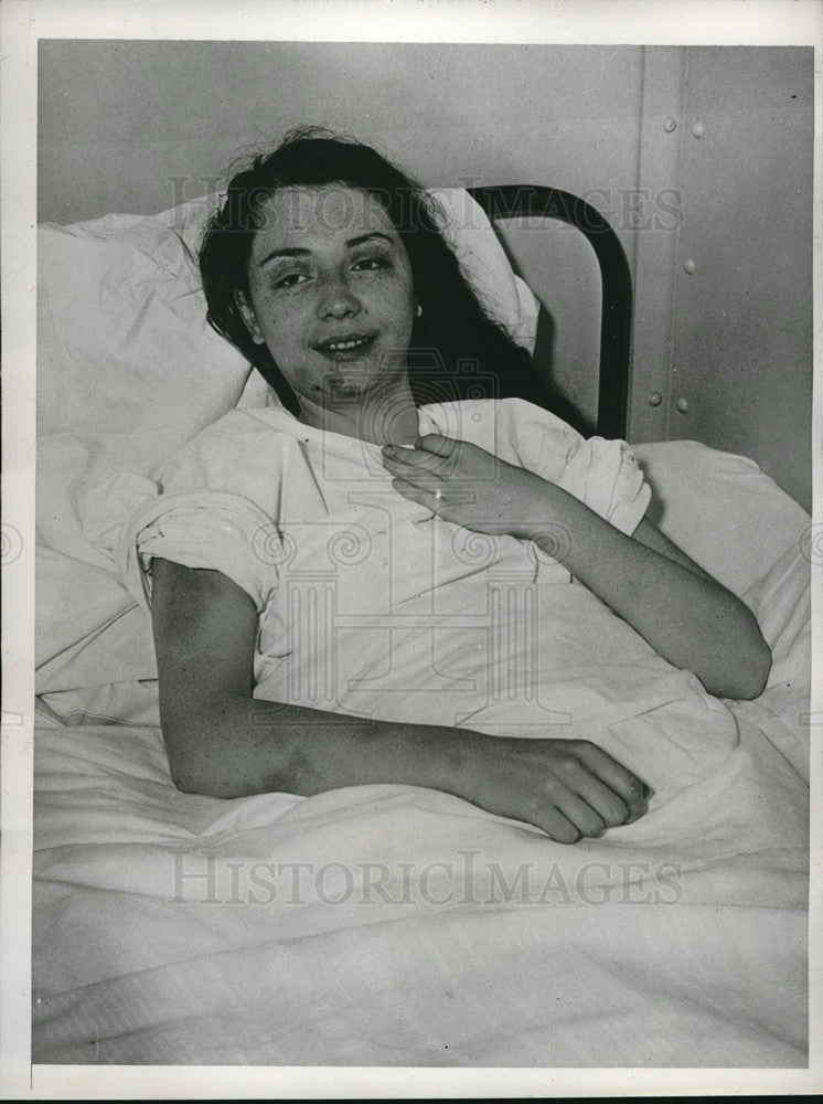 1933 Press Photo Maria Theresa Martini of Detroit in Los Angeles hospital - Historic Images