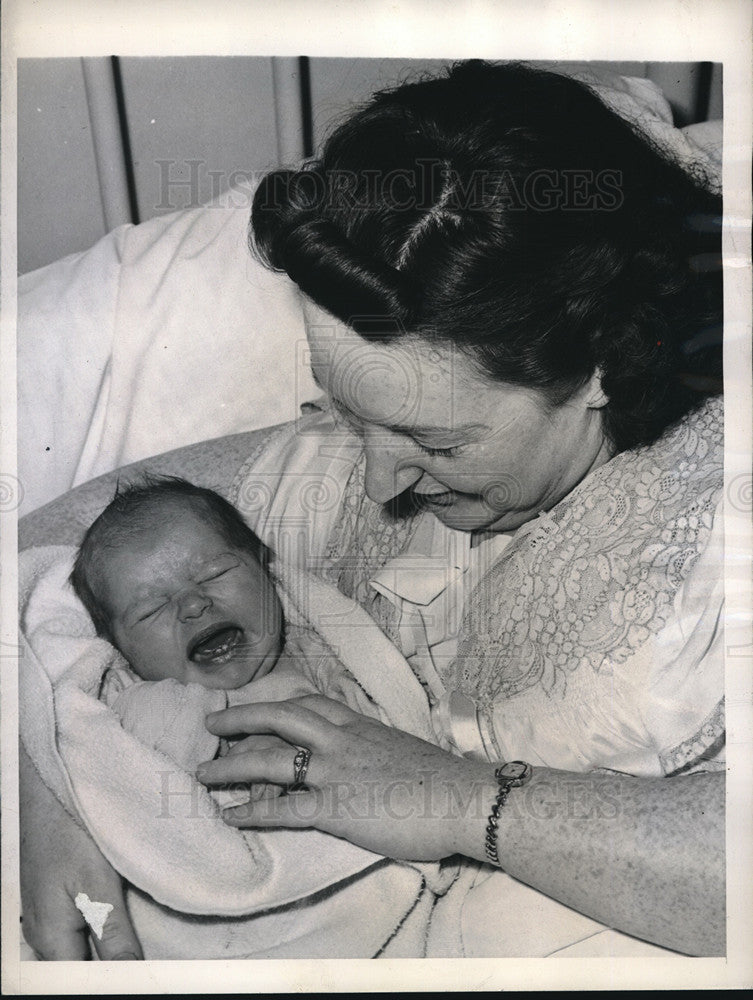 1944 Press Photo Zilda Dimert born with two teeth, Seattle, WA - Historic Images