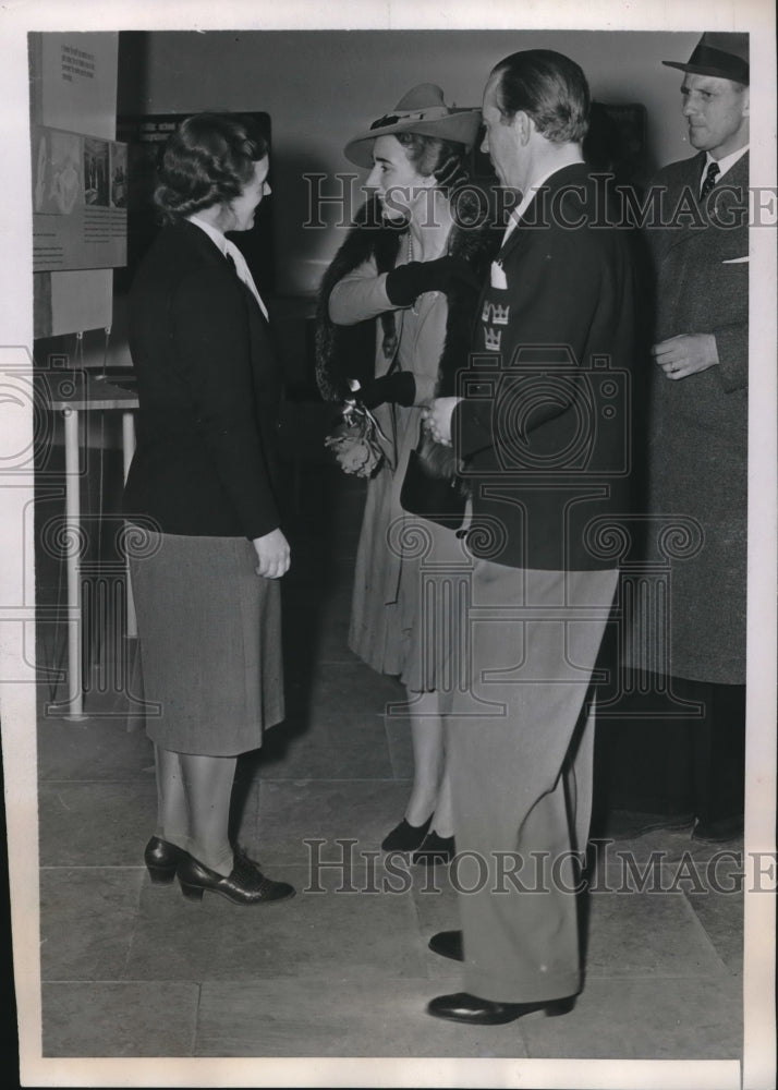 1939 NYC. Guirl guide, Princess Ingrid of Denmark, Prince Frederick - Historic Images