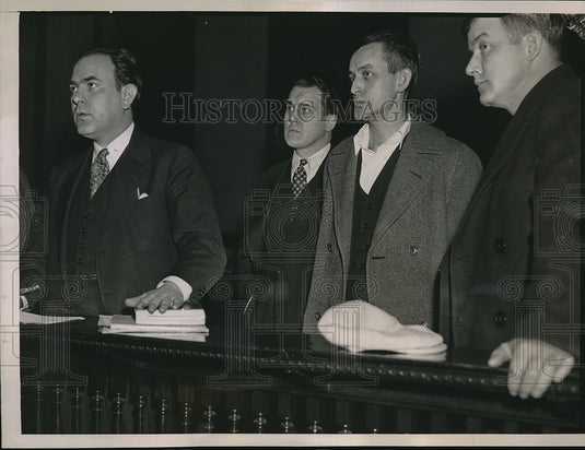 1937 Press Photo Henry & Herman Latz court in Waukegan, Inn for contempt charge - Historic Images