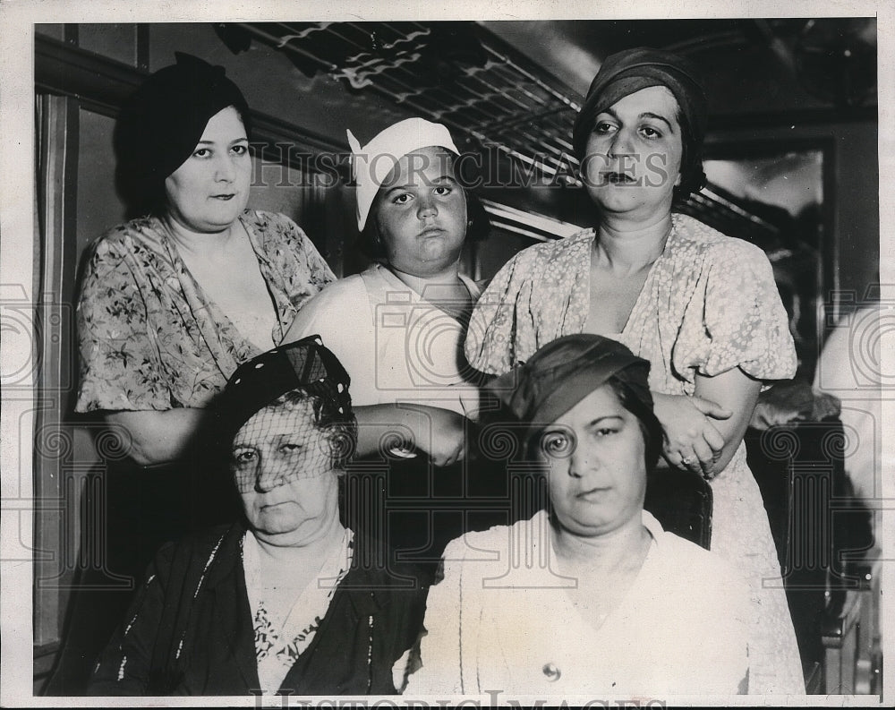 1933 Press Photo Mrs. Gerardo Machado,Elisa Sanchez,Mrs. Ramon Grau - neb74077 - Historic Images