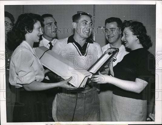 1954 Press Photo Chicago, Alex Washchenko & fellow employees Pillon,Tantillo-Historic Images